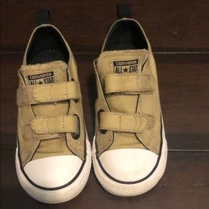 Converse size 10c unisex